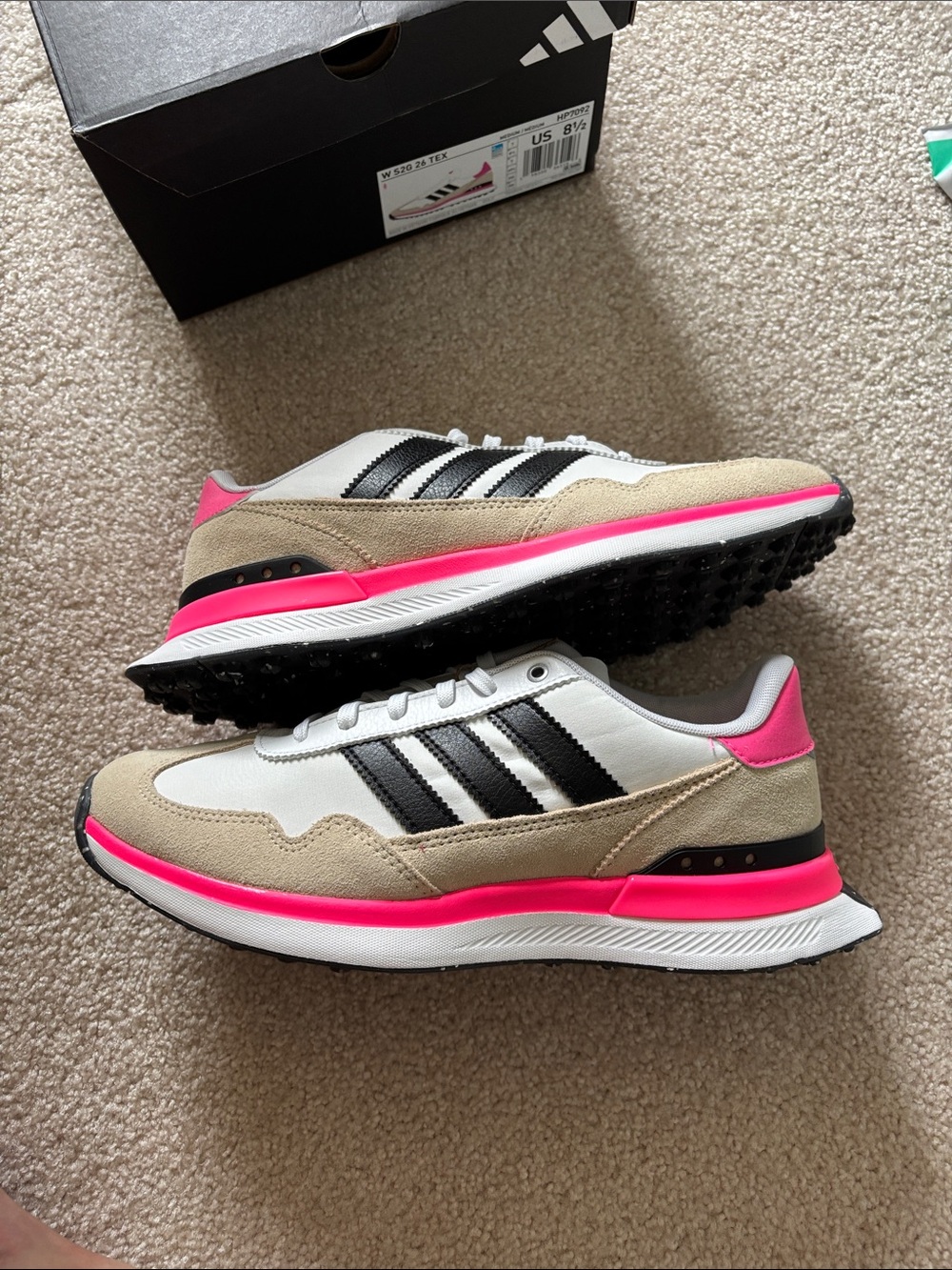 adidas Women’s golf shoes White, Beige & Pink Retro Runner spikeless - Picture 5 of 6